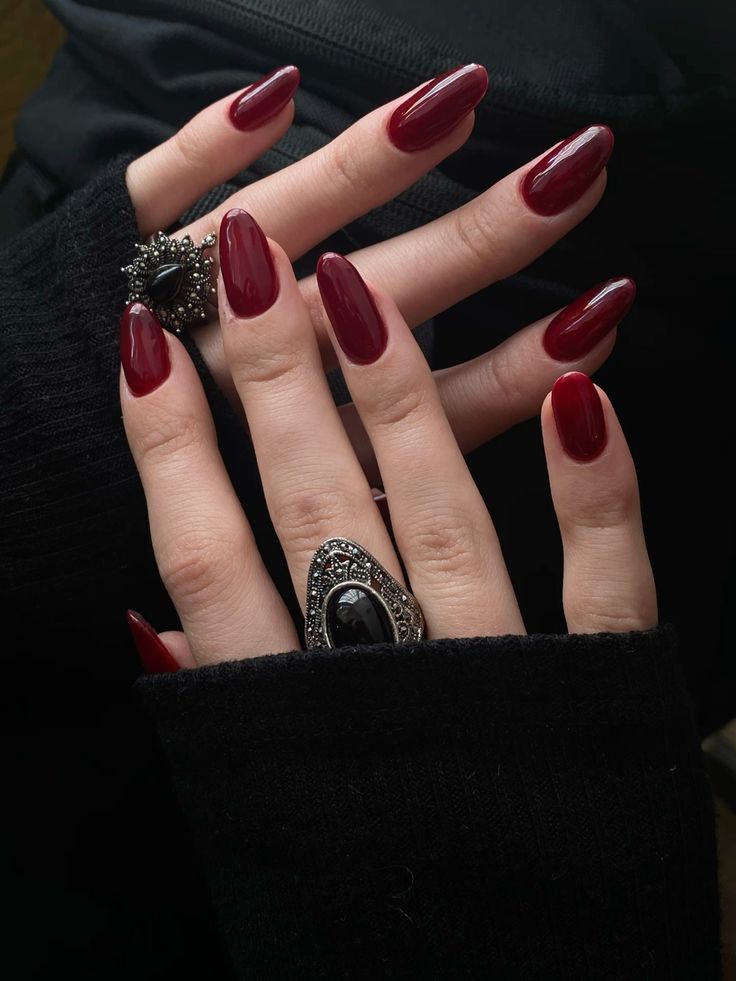 Top 21 Red Nails Trends for 2024: Unique Designs, Shapes, and Styles ...
