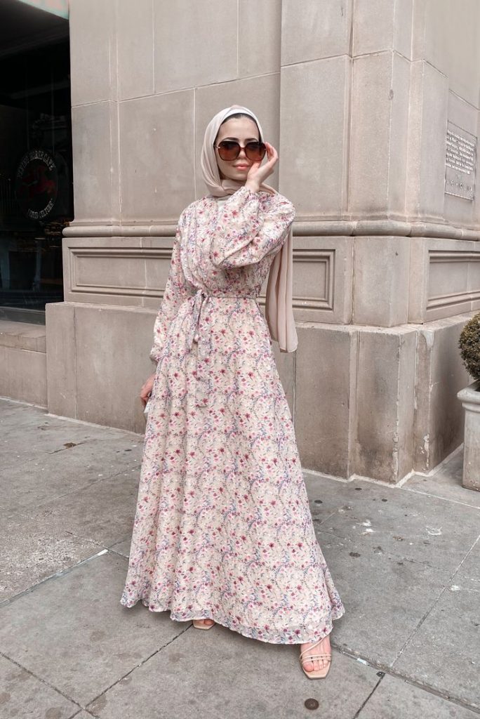 2024's Top 19 Muslim Casual Outfits: Modest, Stylish & Trend-Setting Looks