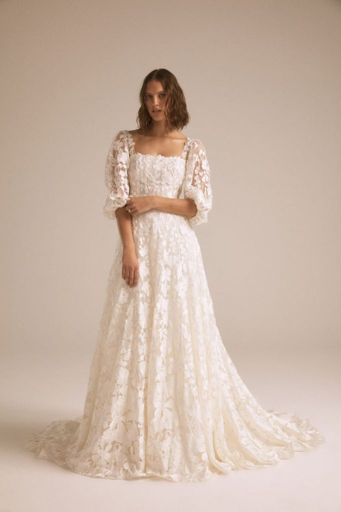 2024's Ultimate Guide to Boho Lace Wedding Dresses | Trendy & Timeless