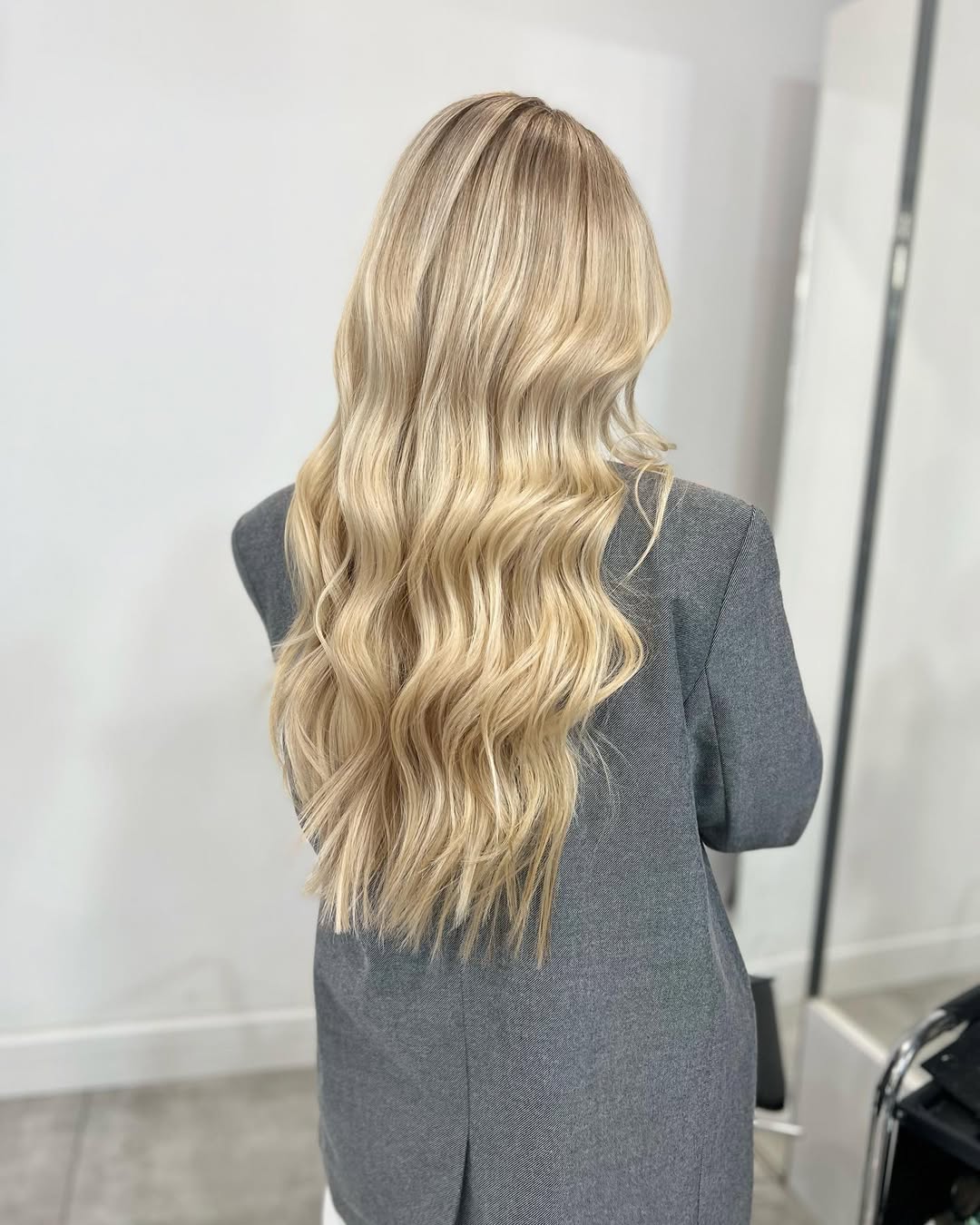 Vanilla Blonde Botticelli Waves Vanilla Blonde Botticelli Waves