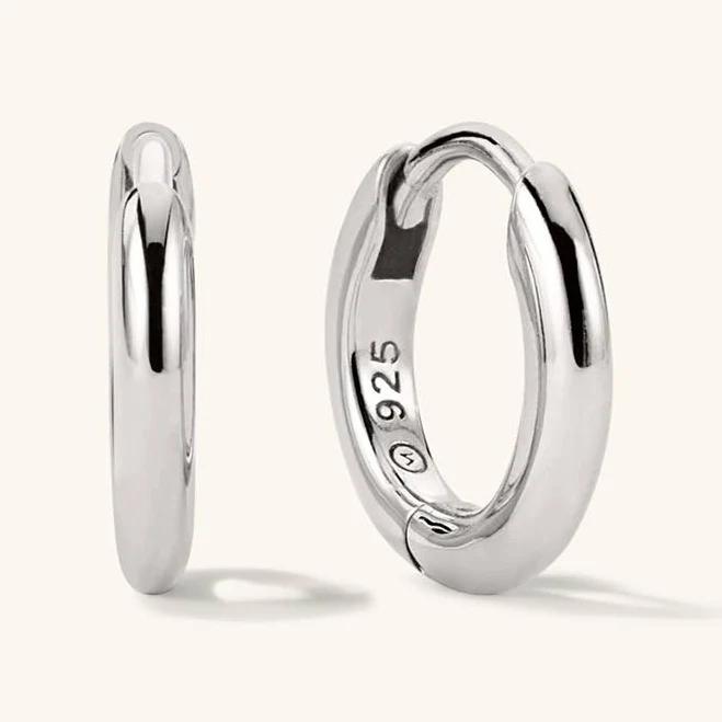 accessory Mejuri Tube Huggie Hoops Mejuri $98