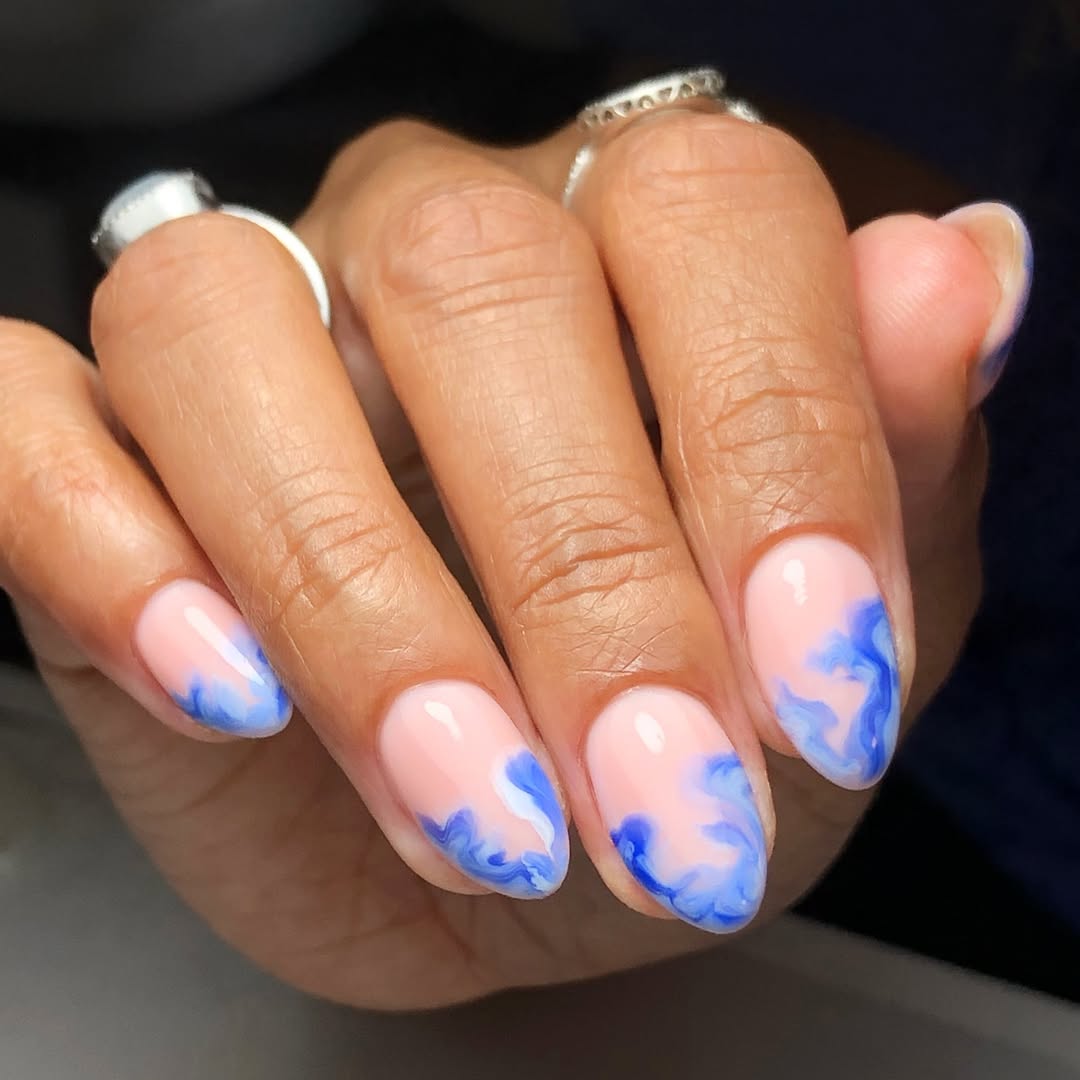 Blue Smoke Swirl Jelly Ombré Oval Nails