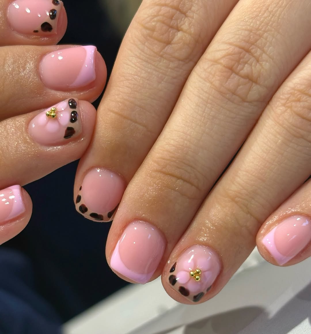 Cute Pink French Cow Print Short Squoval