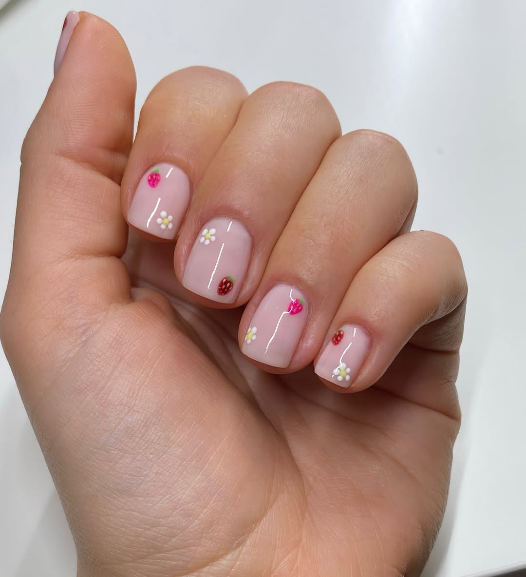 Dainty Strawberry Daisy Floral Nude Short Gel Nails