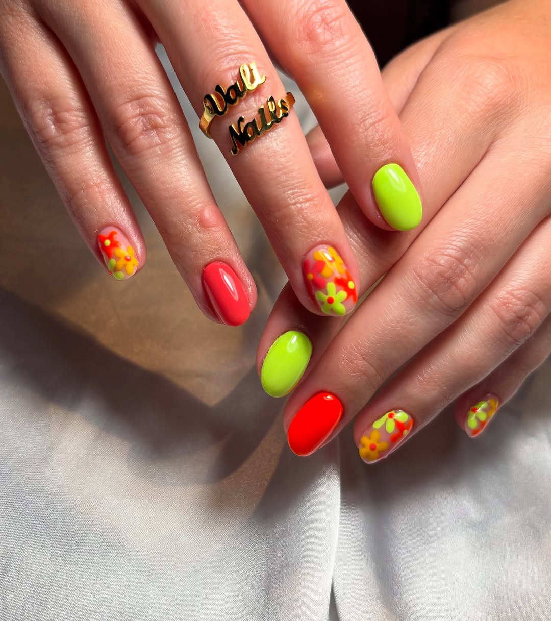 Neon Jelly Flower Power Gel Nails