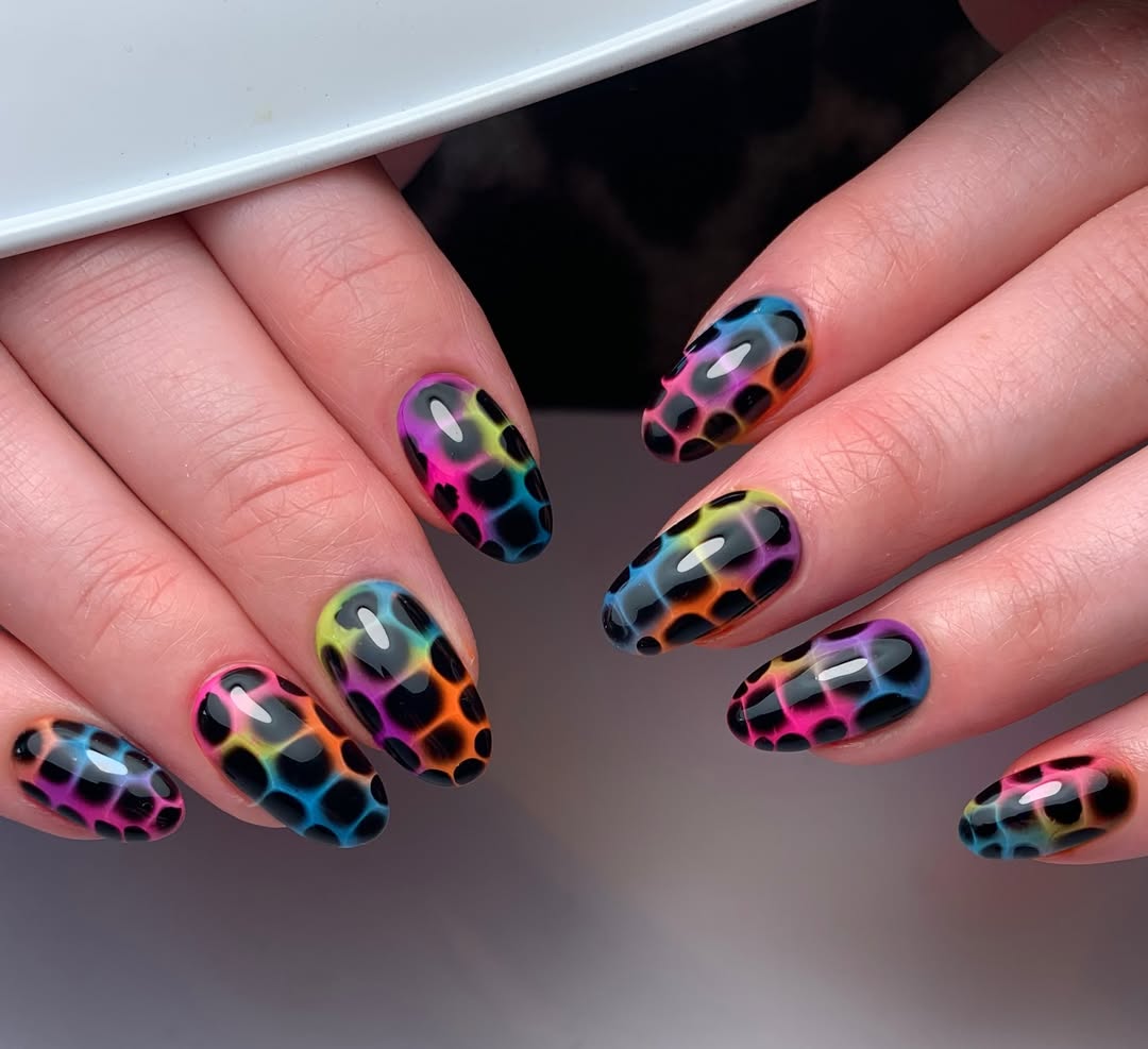 Neon Ombré Honeycomb Glossy Oval Nails