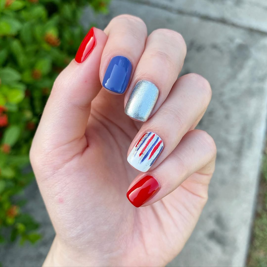 24 Red White Blue Nails You Need for 2026 9 Patriotic Red White Blue Striped Accent Nails