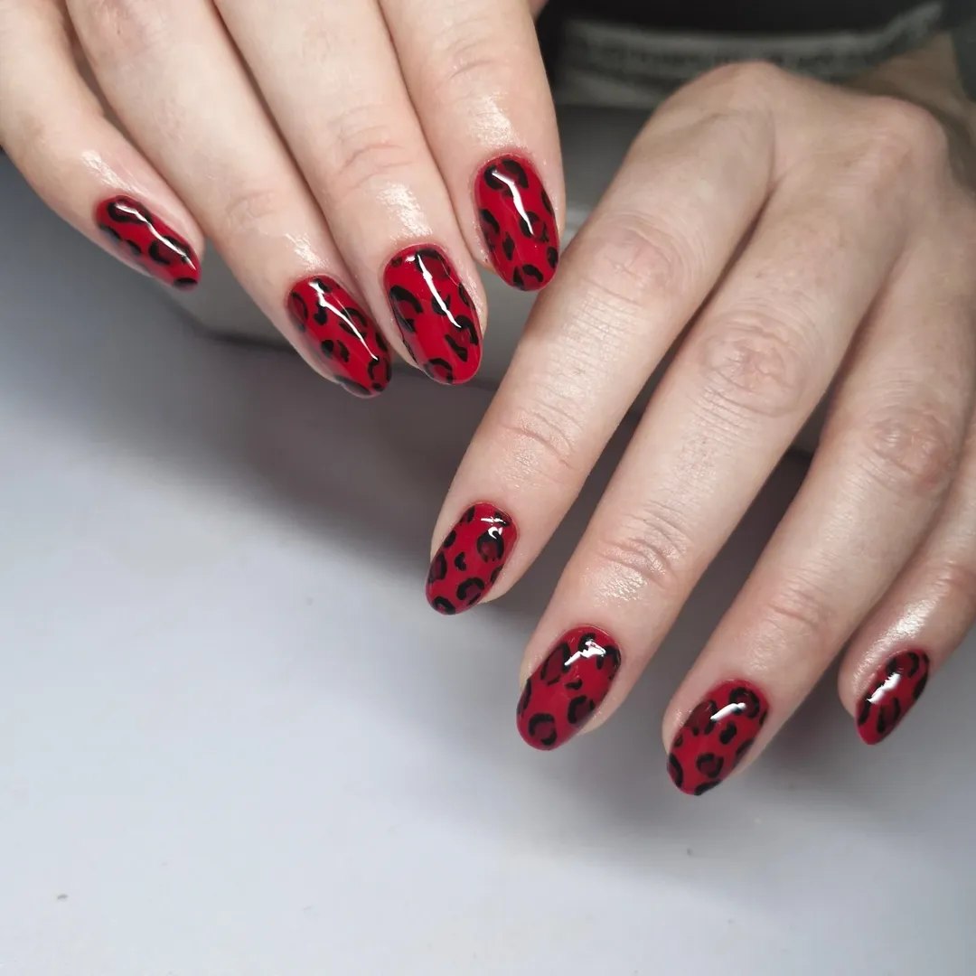 Red Leopard Print Gel Oval Nails
