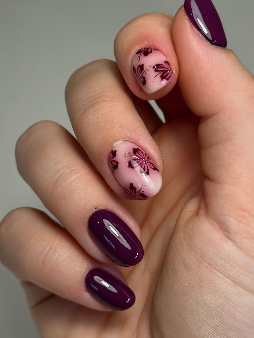 Rich Plum and Blush Floral Round Nails