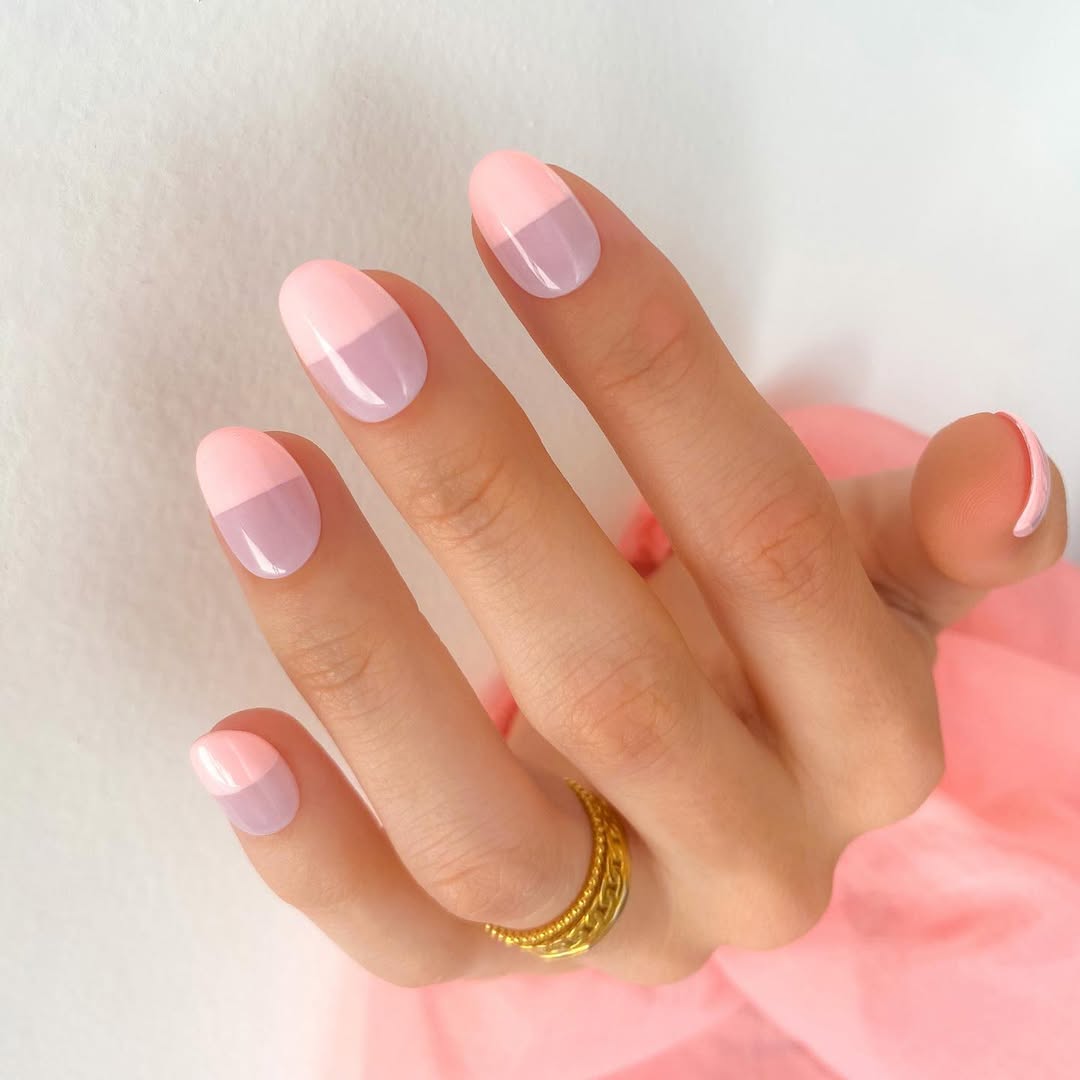 Two-Tone Pastel Pink Lilac Glossy Oval Nails