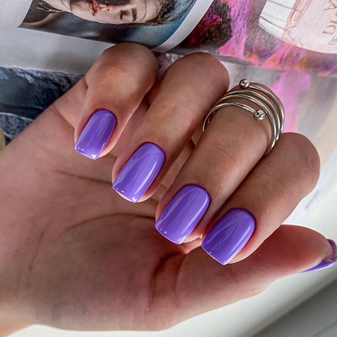 Vibrant Glossy Lavender Square Nails