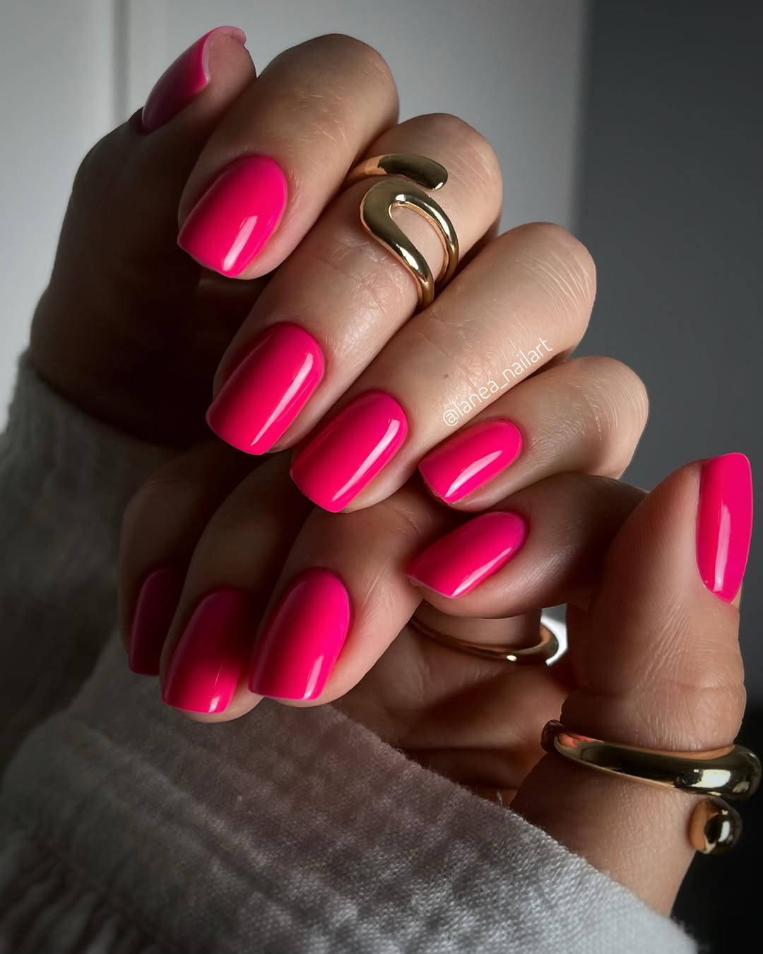 Vibrant Hot Pink Glossy Short Oval Nails