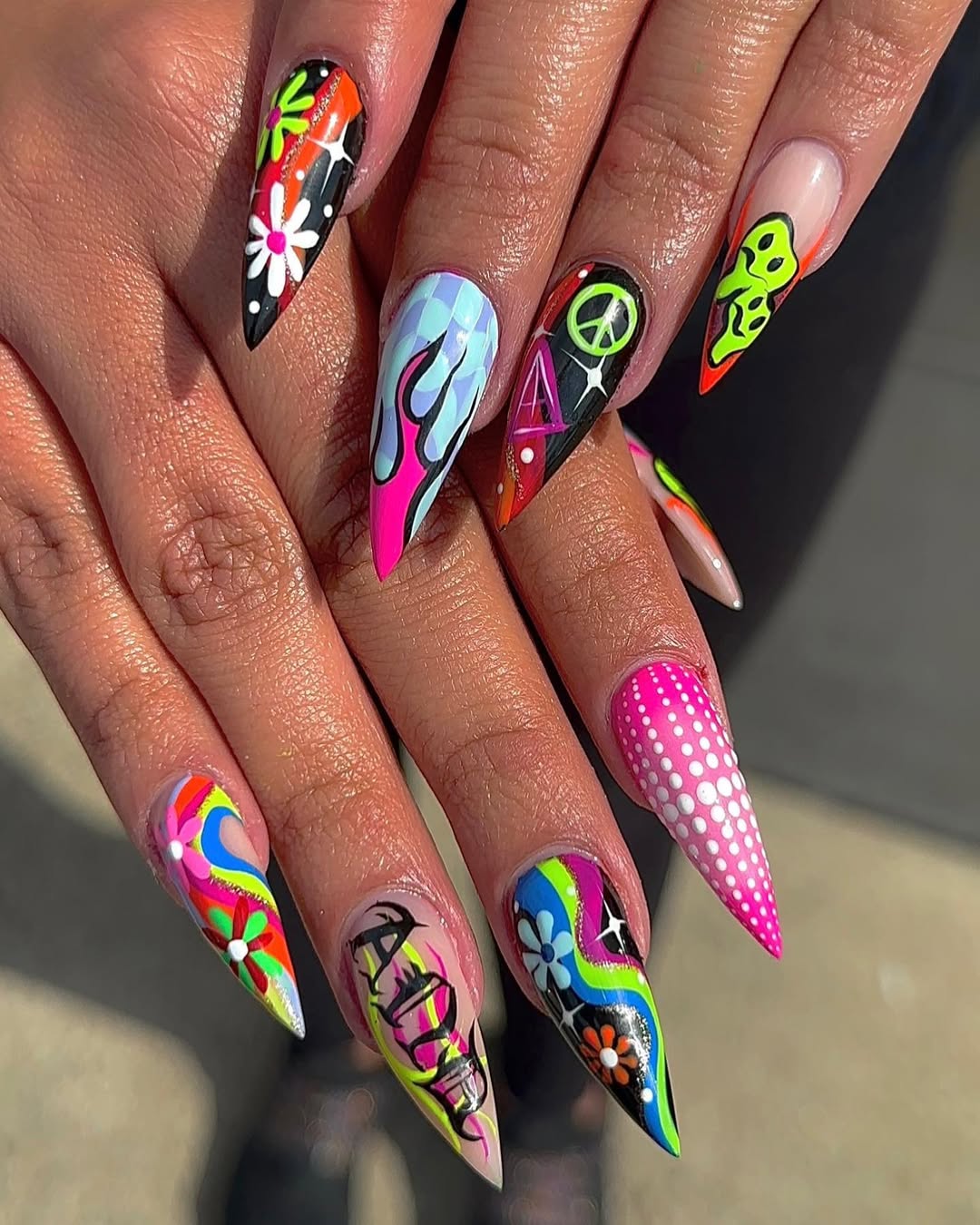 Vibrant Y2K Aesthetic Stiletto Nail Art