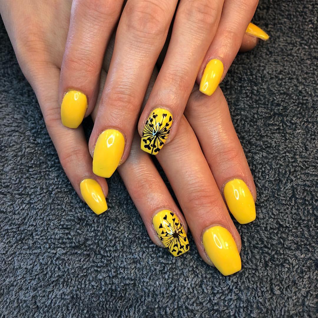 Vibrant Yellow Dandelion Wish Coffin Nails
