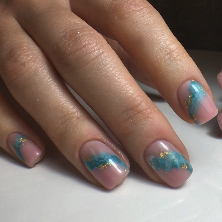 Watery Teal Wave Gold Flakes Short Squoval