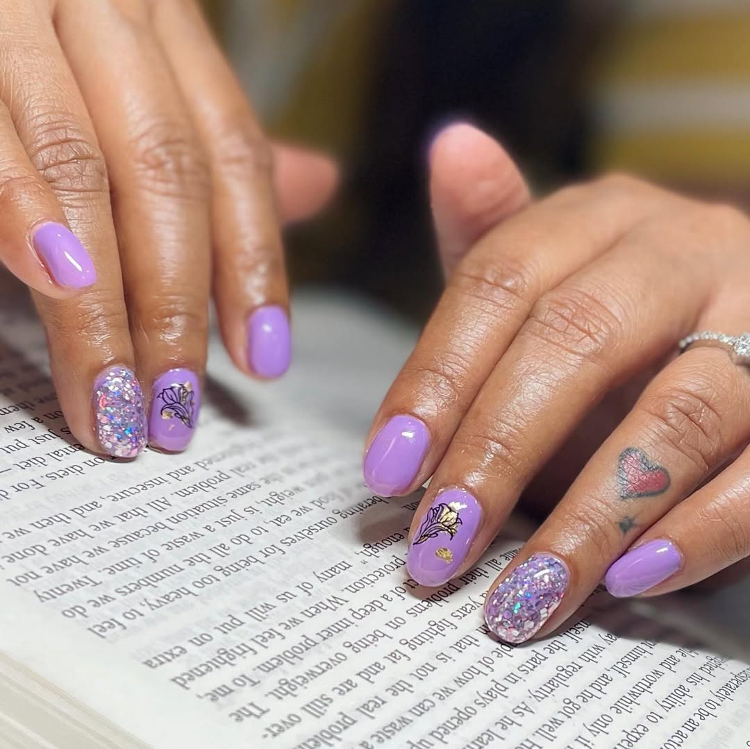 Whimsical Lilac Glitter and Floral Accent Nails