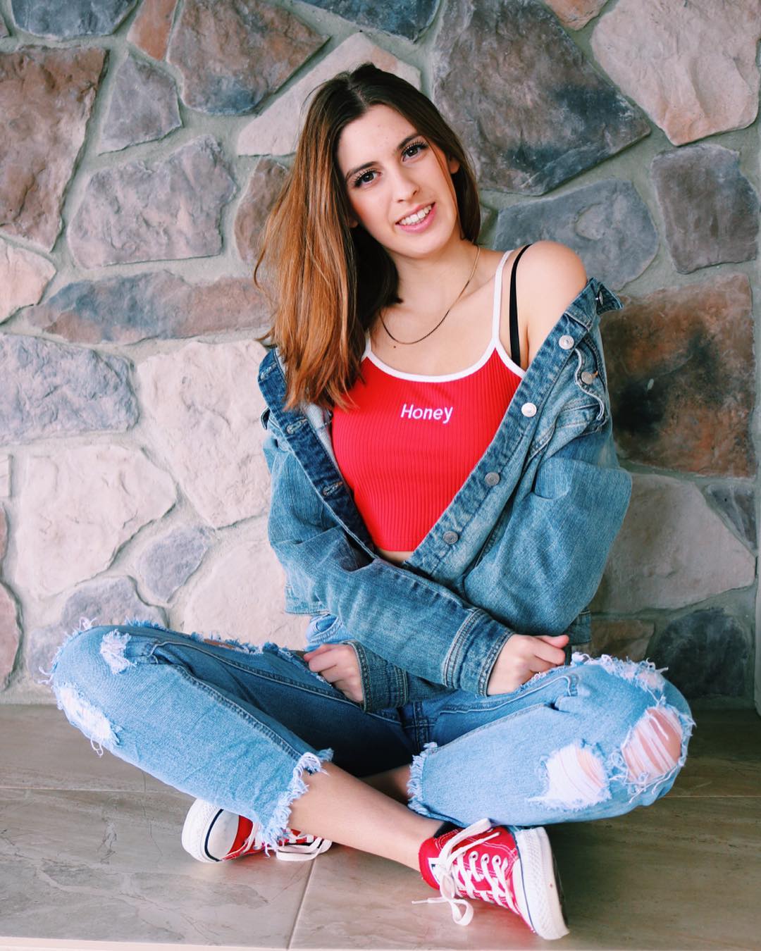 25 Denim on Denim Looks You Need for 2026 10 All Denim With Red Accents Outfit