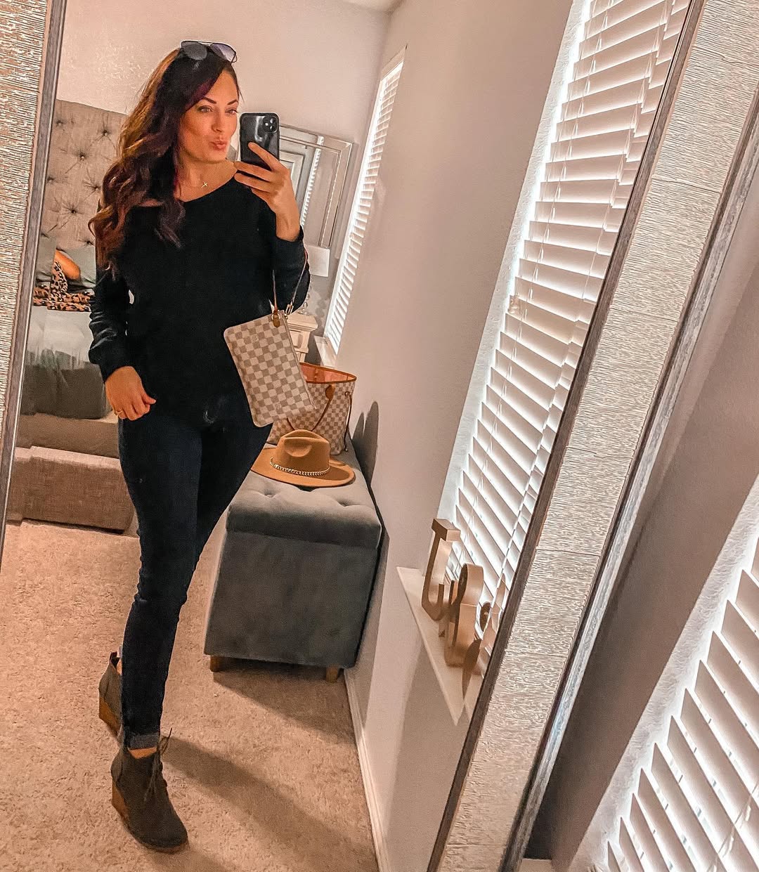 Black Off-Shoulder Top and Skinny Jean Night Out