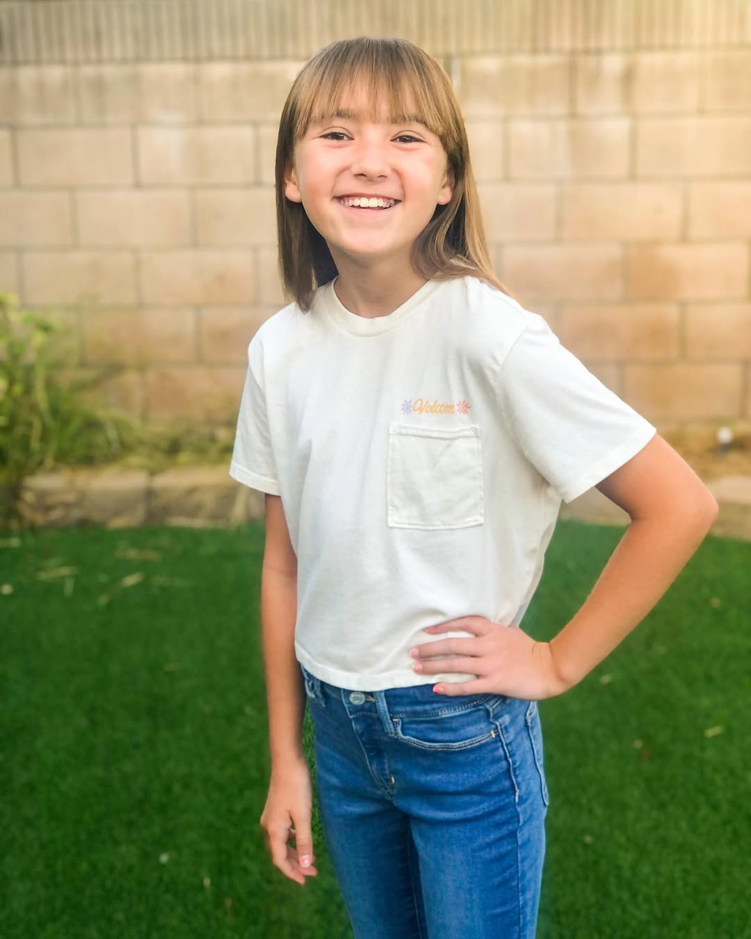 25 Back to School Outfits Middle School 2026 Trends 6 Casual Cropped Tee With Skinny Jeans