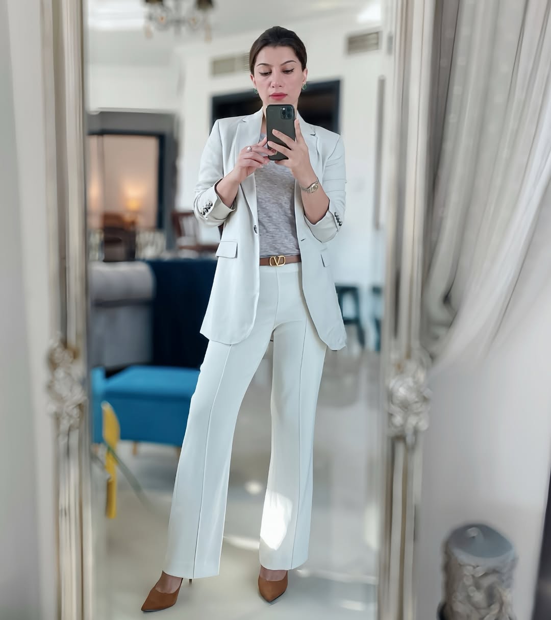 29 Work Outfits You Need for 2026 Trends 31 Chic Cream Blazer and Flared Trouser Office Ensemble