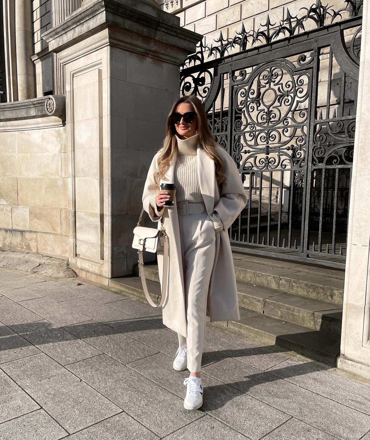 25 Fall Going Out Outfits You Need for 2026 27 Chic Cream Monochromatic Midi Coat Look