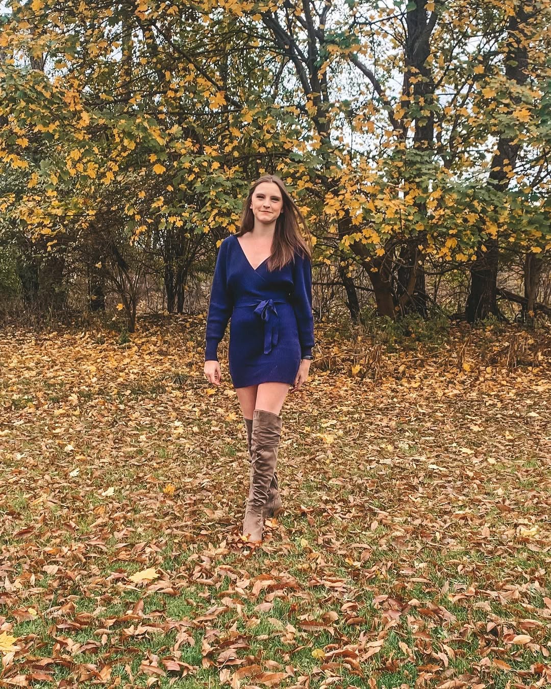 Chic Knit Wrap Dress With Suede Boots