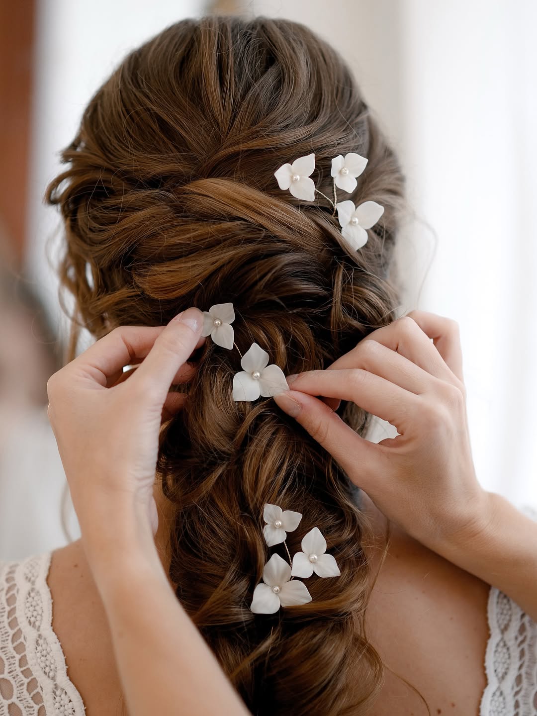 Delicate Floral Pearl Bridal Hair Vines