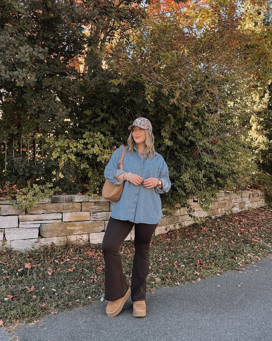 Denim Shirt And Flare Pants Casual Fall Look