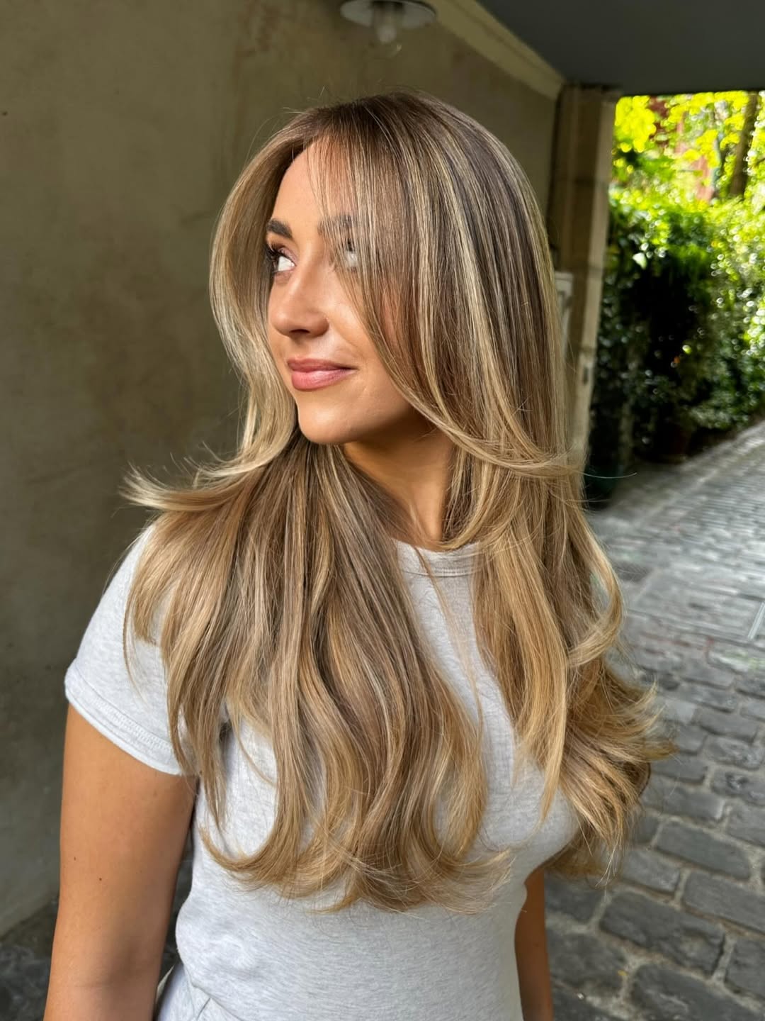 Honey Blonde Caramel Balayage With Face-Framing Layers