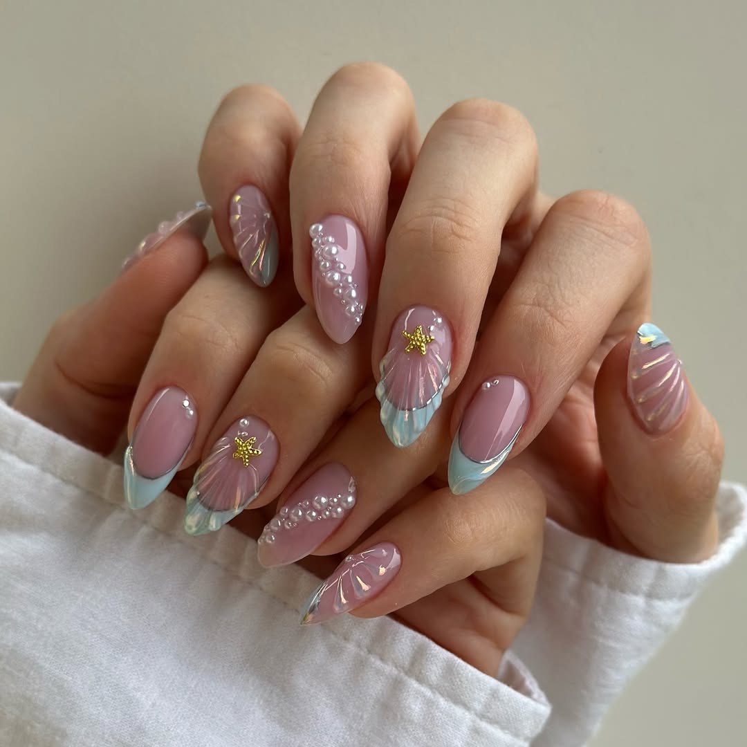 Mermaidcore Seashell Pearl Almond Luxury Nails