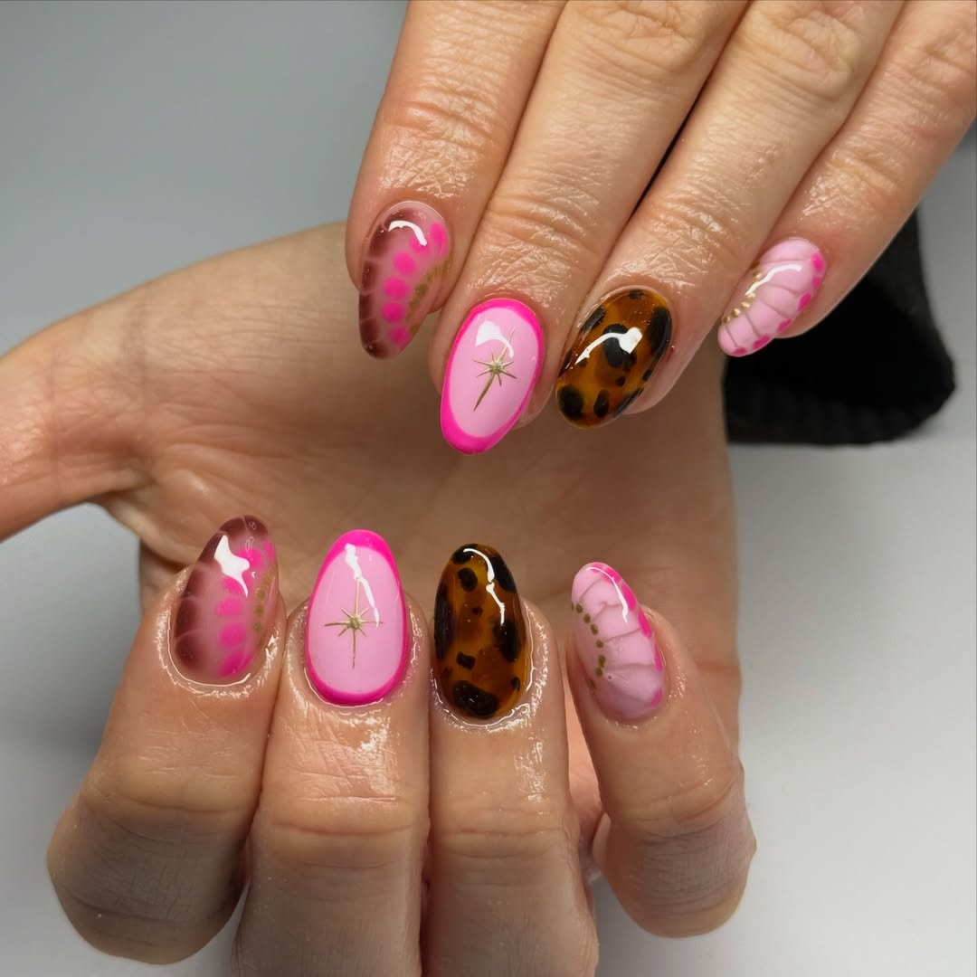 27 Tortoise Nail Trends You Need for 2026 14 Mixed Media Tortoise Pink Mismatched Almond Nails