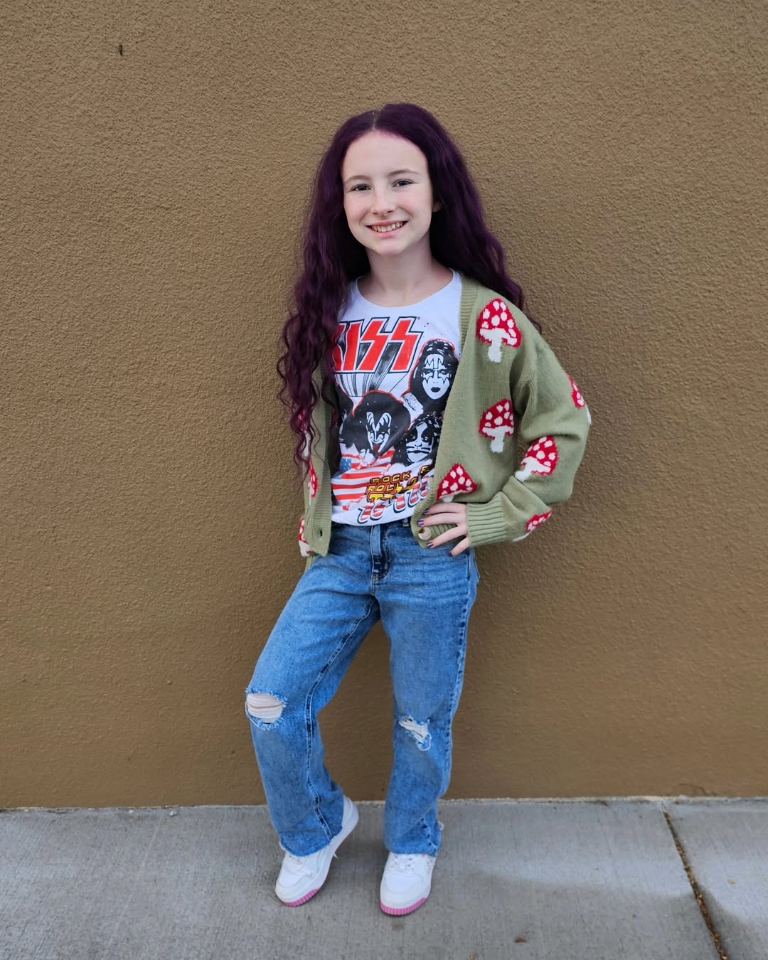 25 Back to School Outfits Middle School 2026 Trends 4 Retro Band Tee And Mushroom Cardigan Look