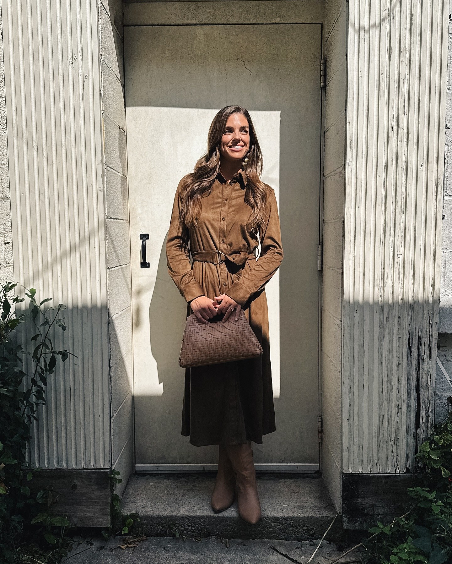 25 Fall Dress Outfits You Need For 2026 25 Rich Brown Shirt Dress With Tan Boots