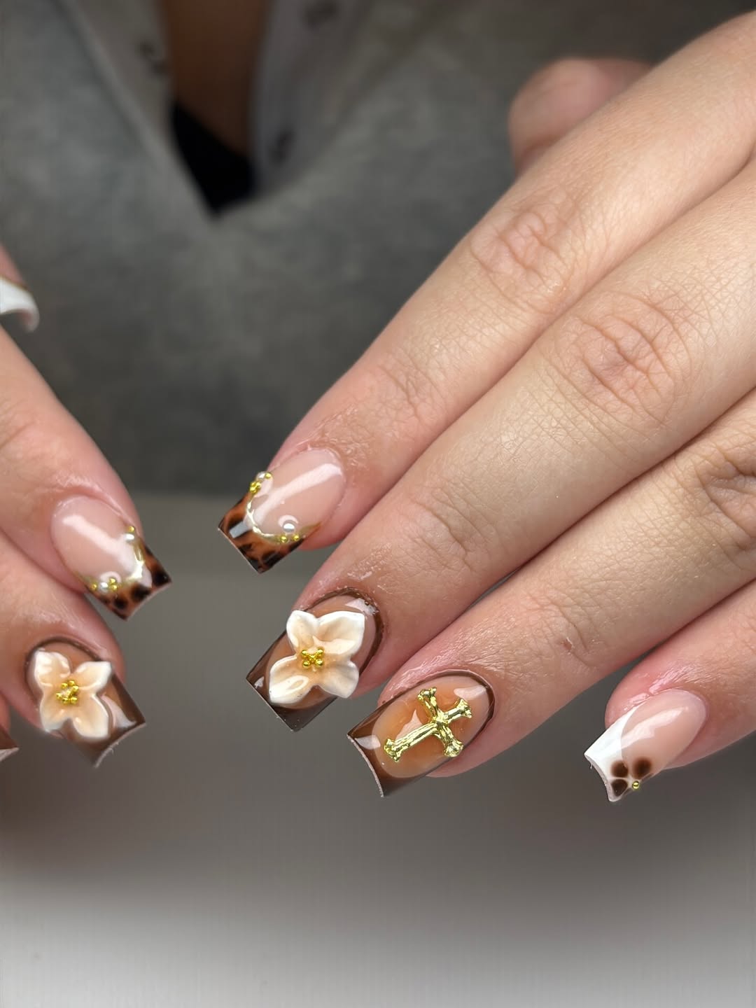 27 Tortoise Nail Trends You Need for 2026 27 Rich Brown Tortoise Shell 3D Flower Cross Accents