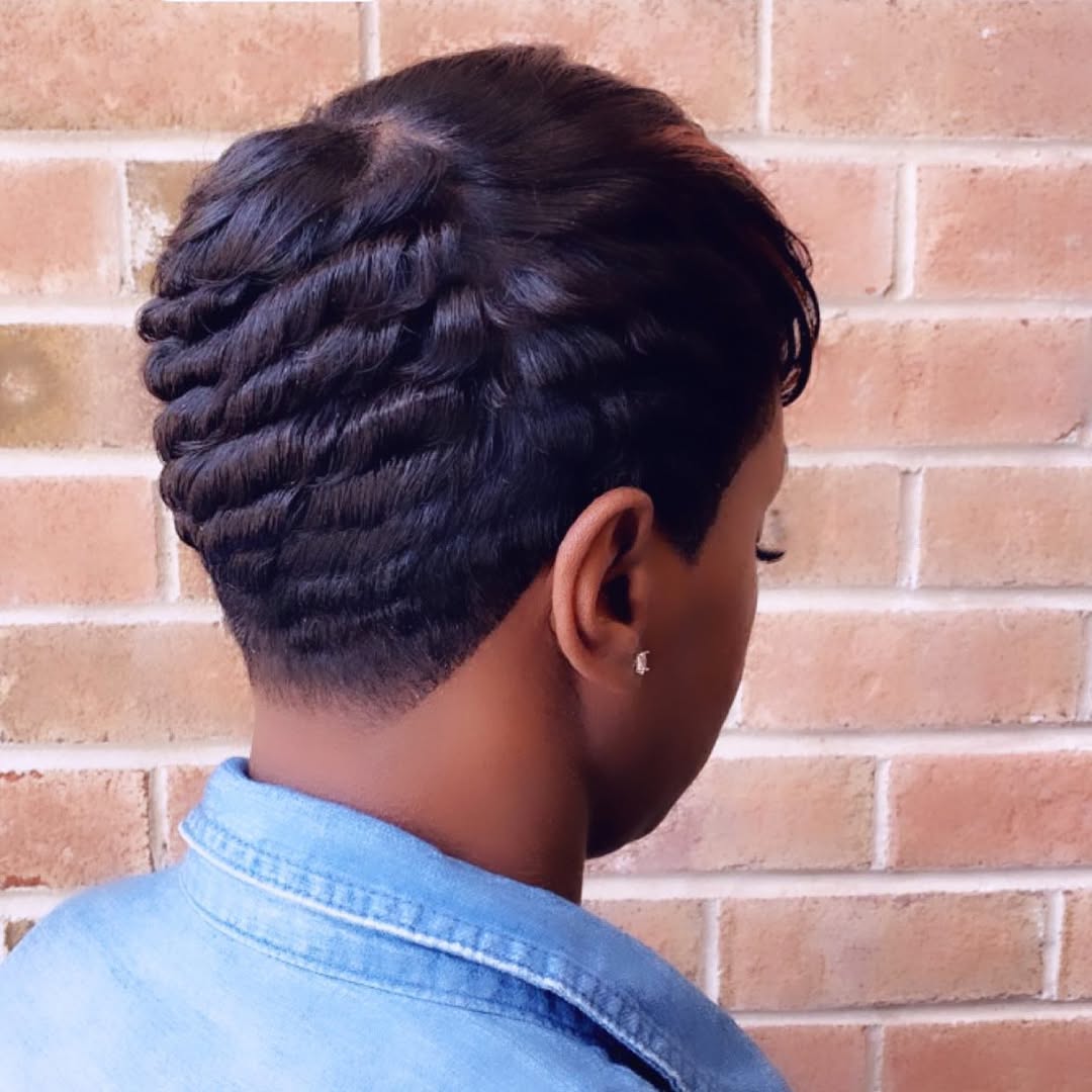 Sculpted Finger Waves With Tapered Sides
