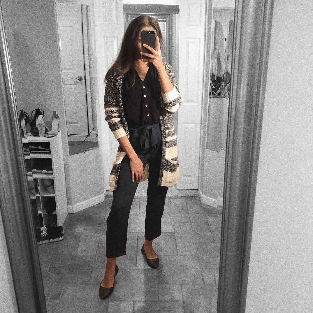 29 Work Outfits You Need for 2026 Trends 8 Striped Cardigan With Wide-Leg Trousers Outfit