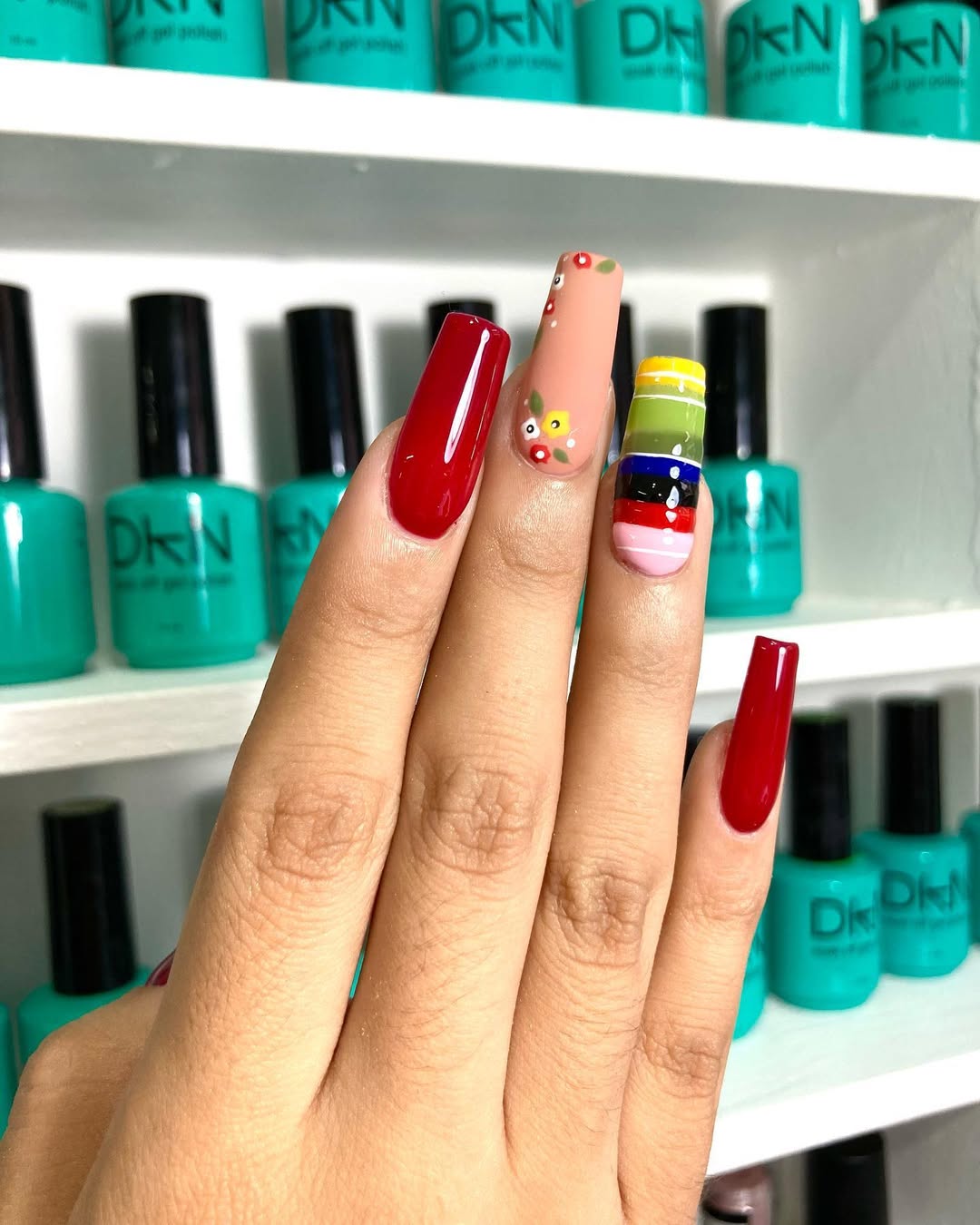 27 Stunning Mexican Nail Designs for 2026 26 Vibrant Mexican Serape and Floral Art Long Coffin Nails