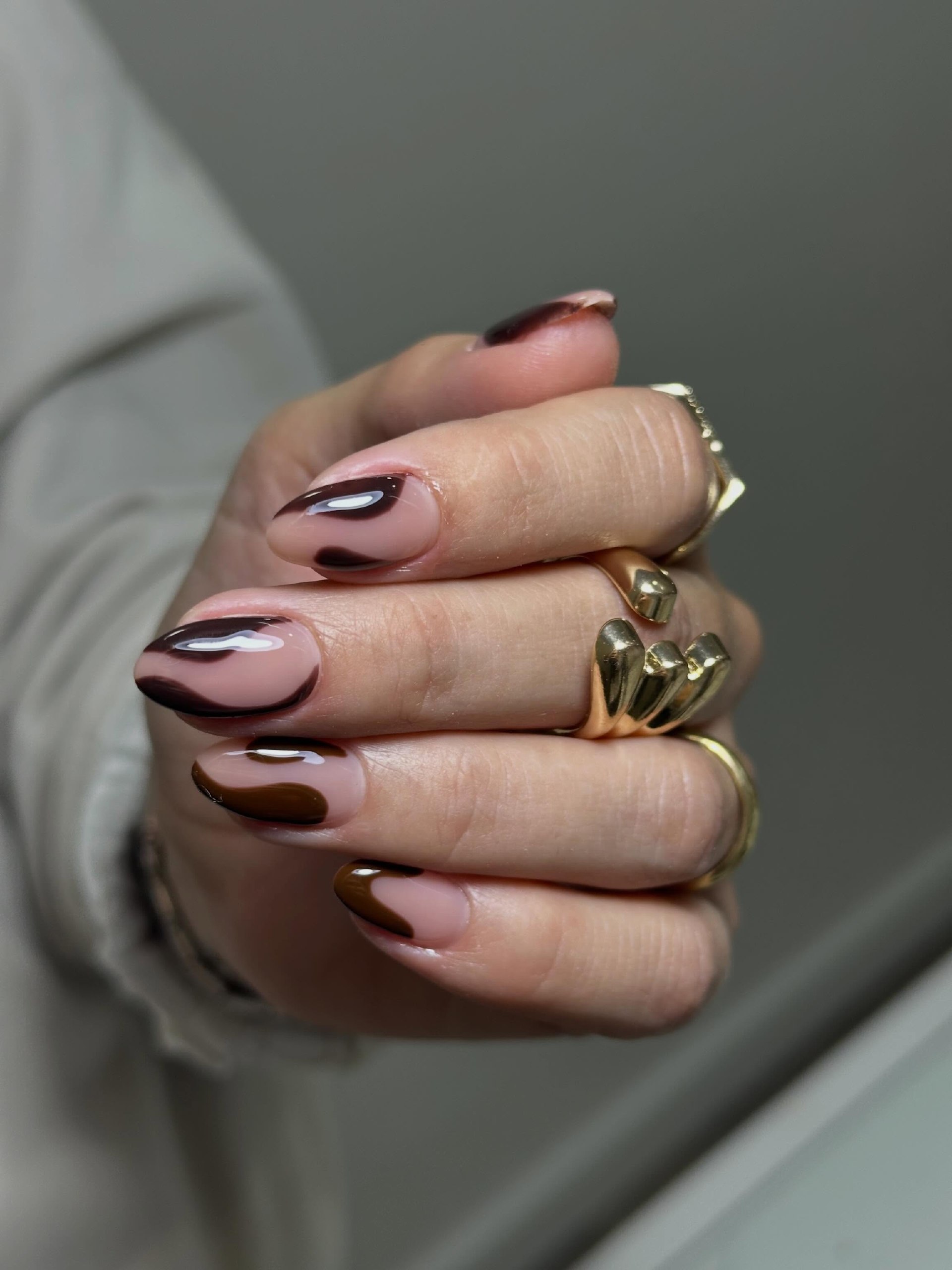 Abstract Chocolate Swirl Almond Nails