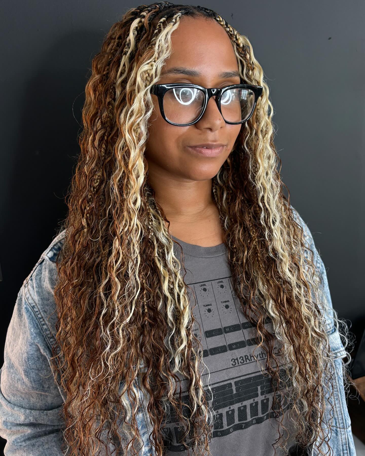 25 Protective Styles for Natural Hair Trends 2026 5 Boho Braided Wig With Ecru Highlights