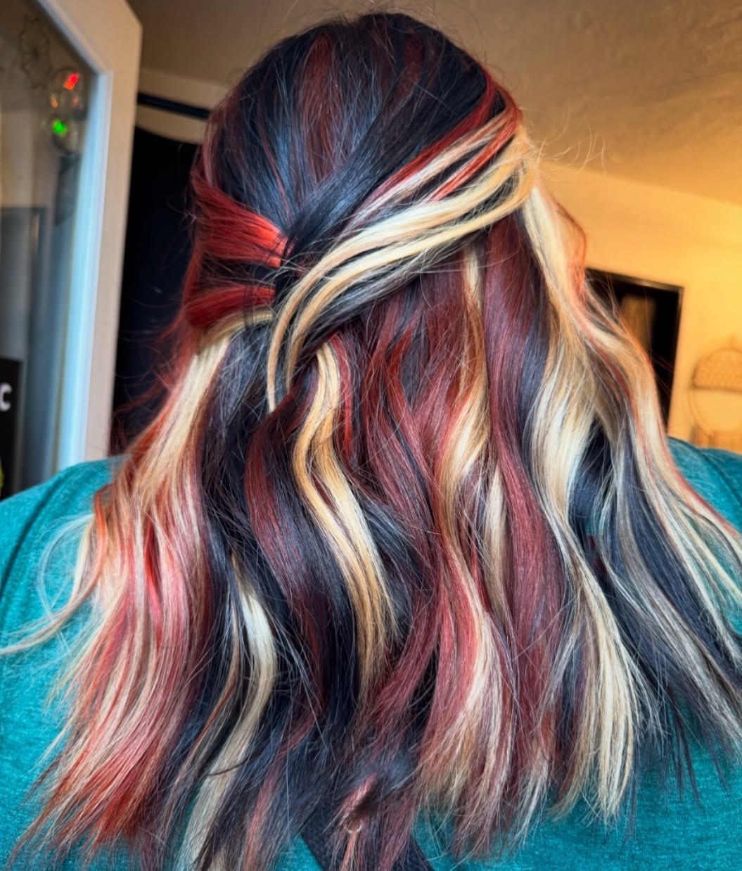 29 Calico Hair Color Styles You Need to See for 2026 16 Bold Striped Calico Hair with Half-Up Twist