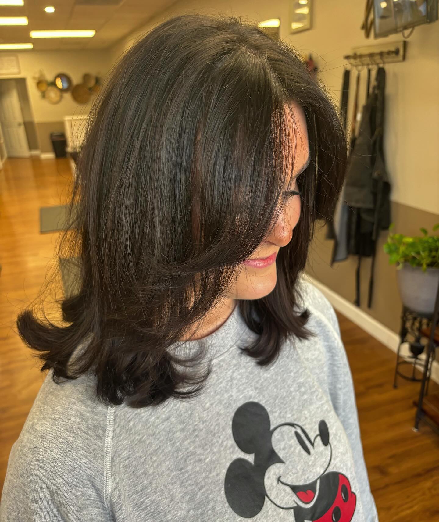 25 Fall Haircuts 2026 You Need To See Now 13 Brunette Layered Lob With Face-Framing Volume