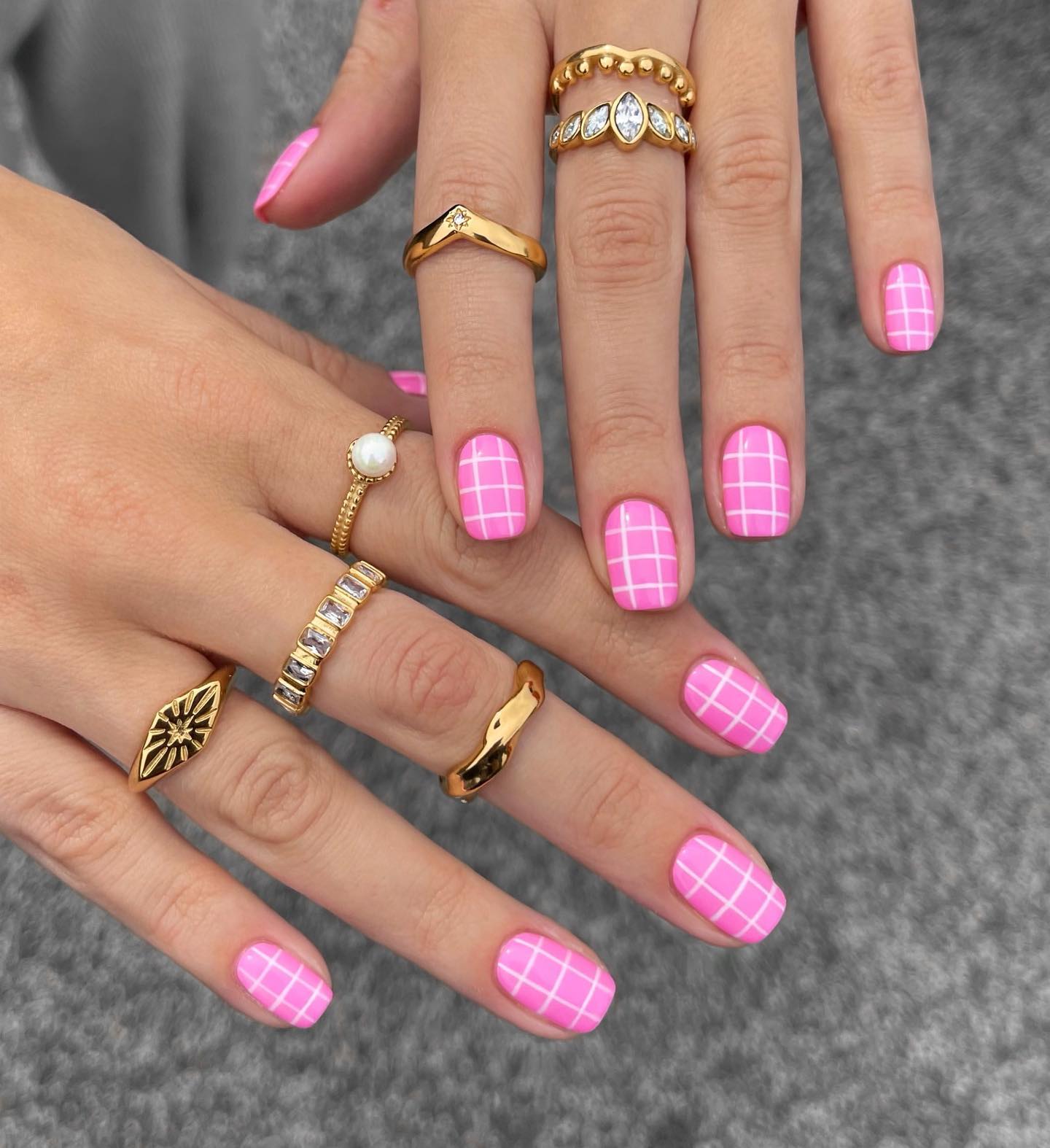 Bubblegum Pink Grid Nail Art
