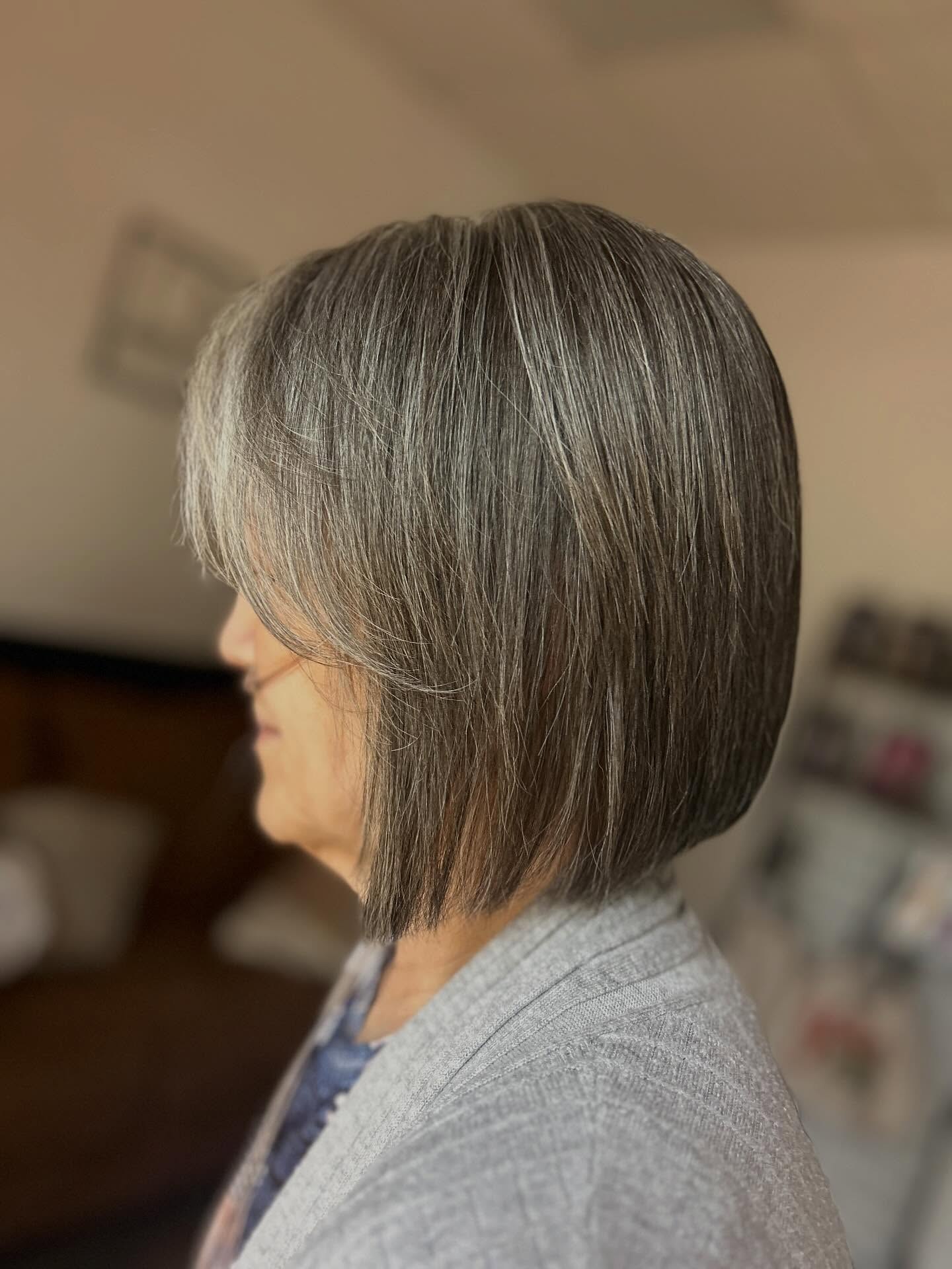 25 Fall Haircuts 2026 You Need To See Now 10 Chic Collarbone Bob With Textured Layers
