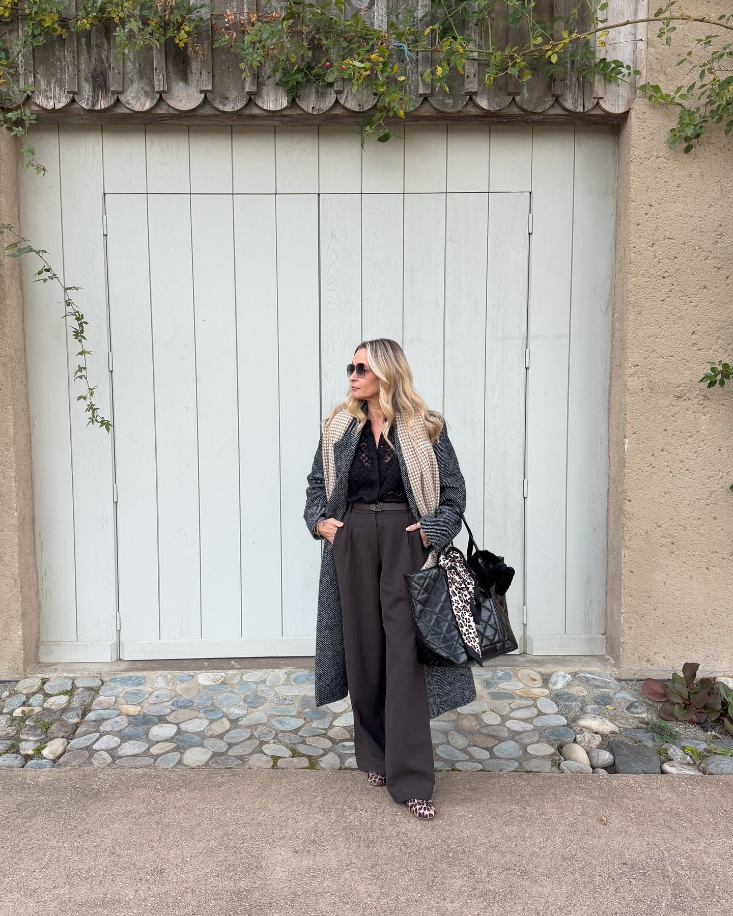 25 Fall Birthday Outfit Ideas You Need for 2026 8 Chic Monochrome Look With Leopard Accents