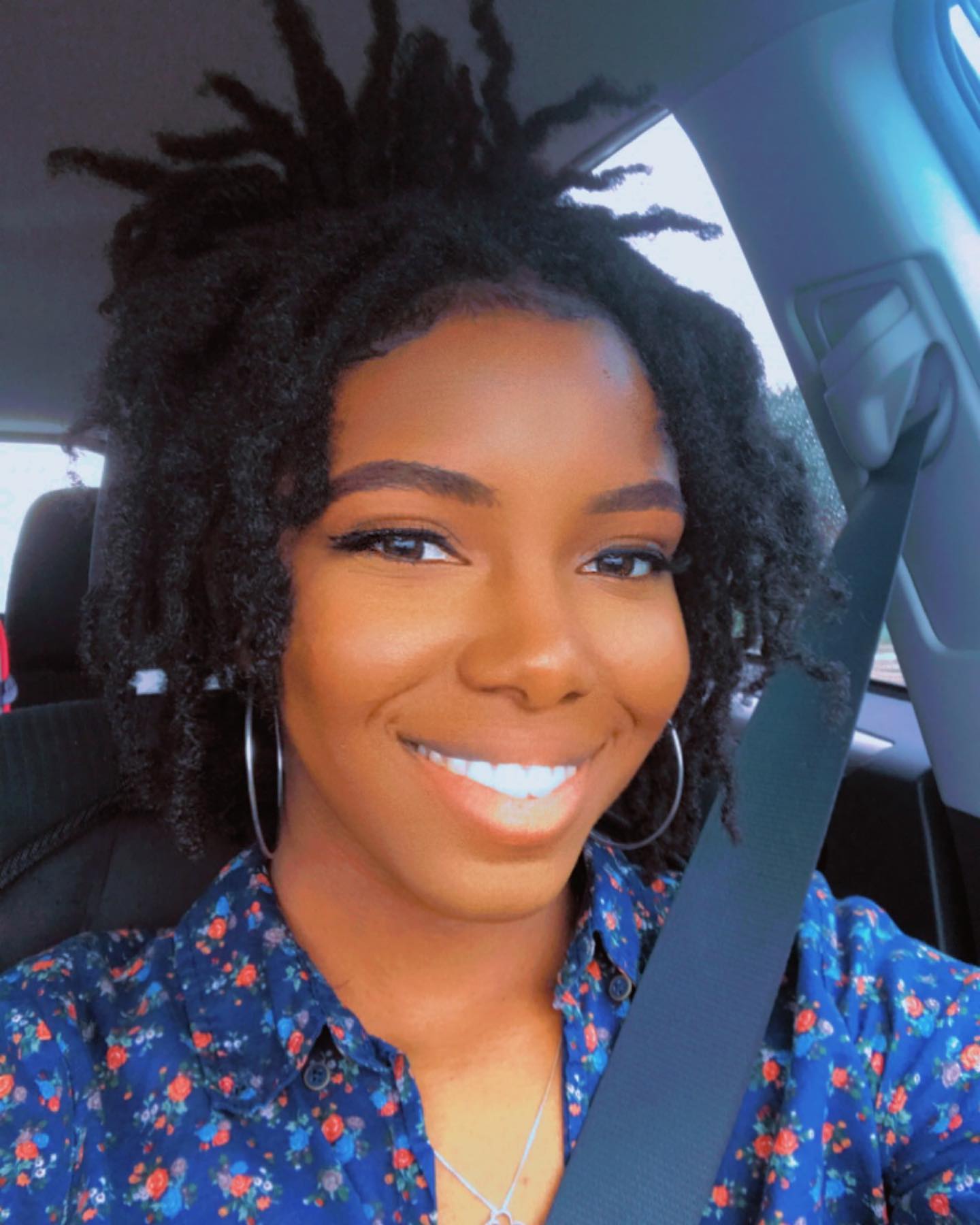 25 Stunning Type 4c Hairstyles You’ll See Everywhere in 2026 26 Chic Top Knot With Textured Type 4C Locs