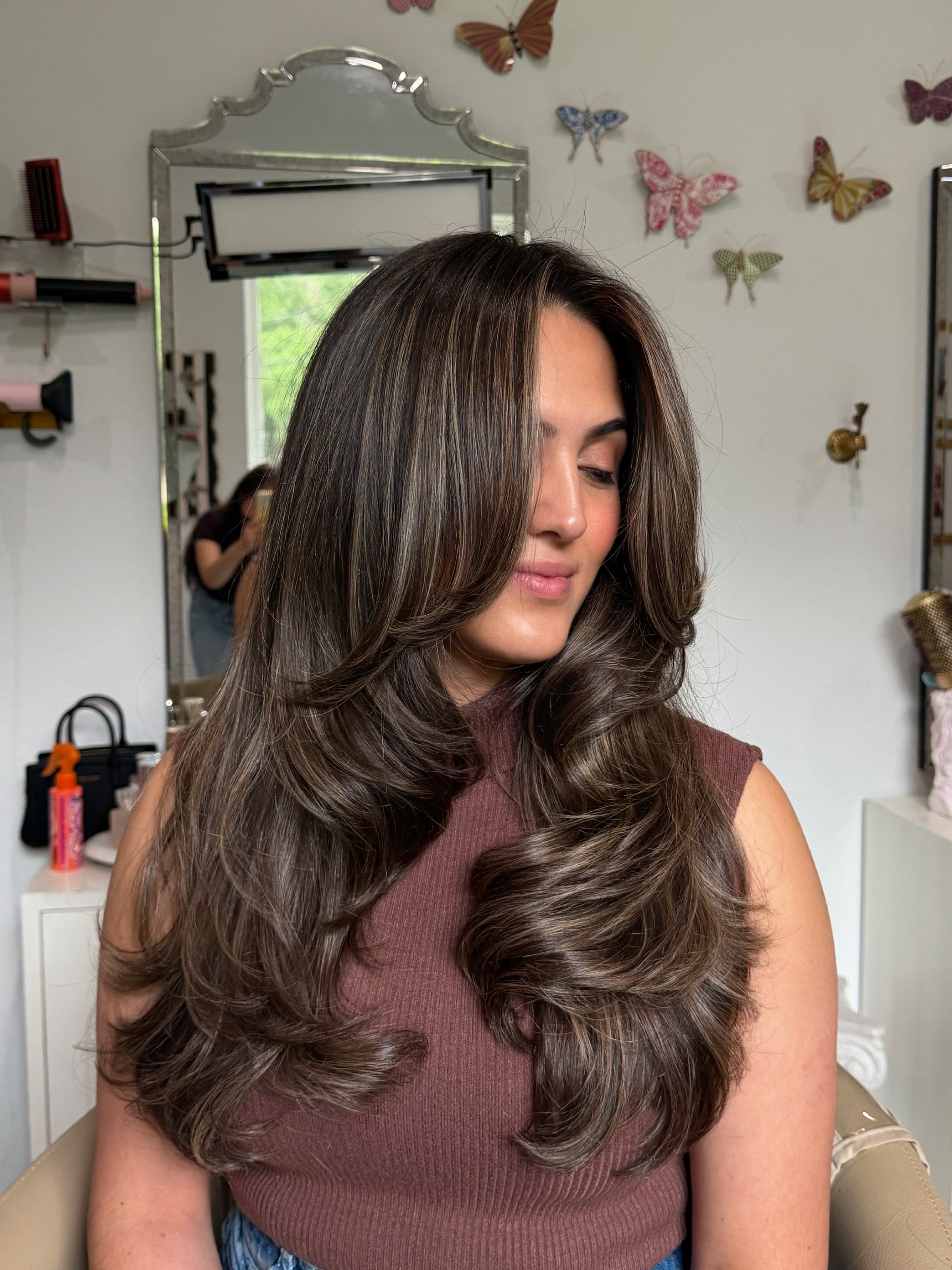 27 Stunning Fall Hair Colors for Brunettes 2026 3 Chocolate Brown Balayage With Face-Framing Layers