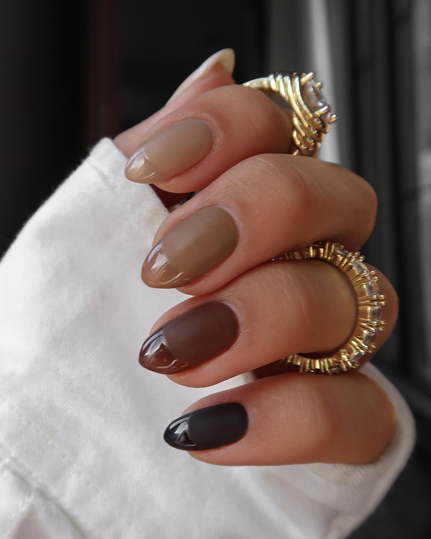 27 Chic Neutral Fall Nail Ideas You Need for 2026 4 Chocolate Swirl French Tip Almond Nails