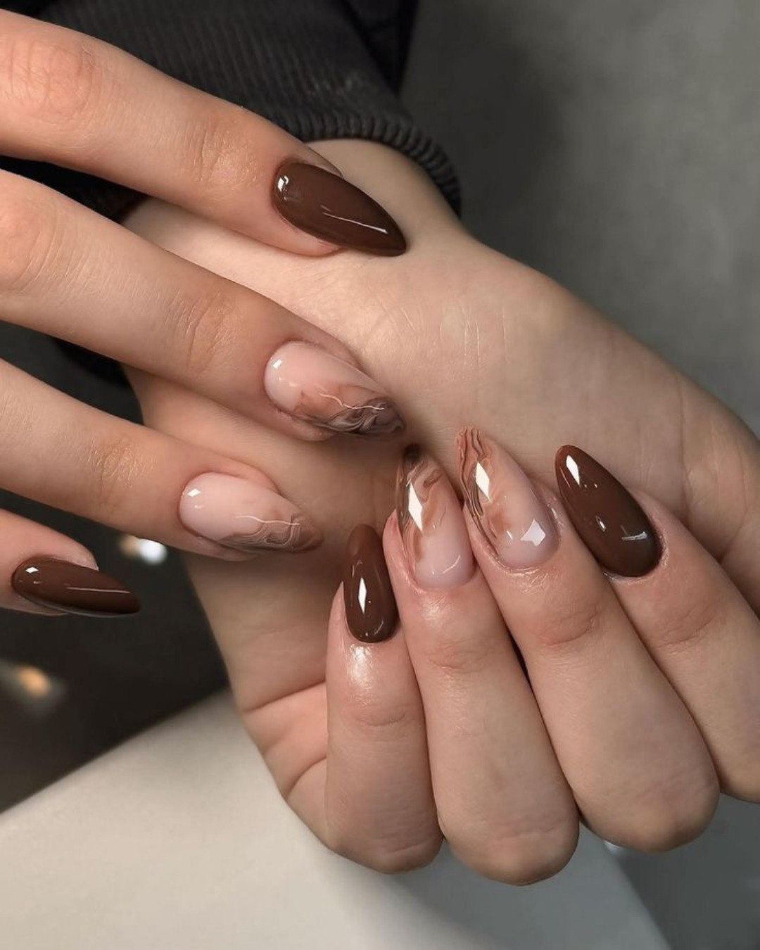 27 Chic Neutral Fall Nail Ideas You Need for 2026 14 Chocolate Swirl Milk Bath Almond Nails