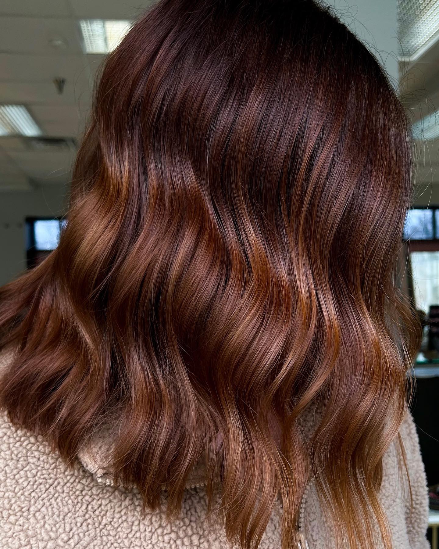27 Fall Hair Colors 2026 You Need To See Now 8 Copper Root Melt With Auburn Ends