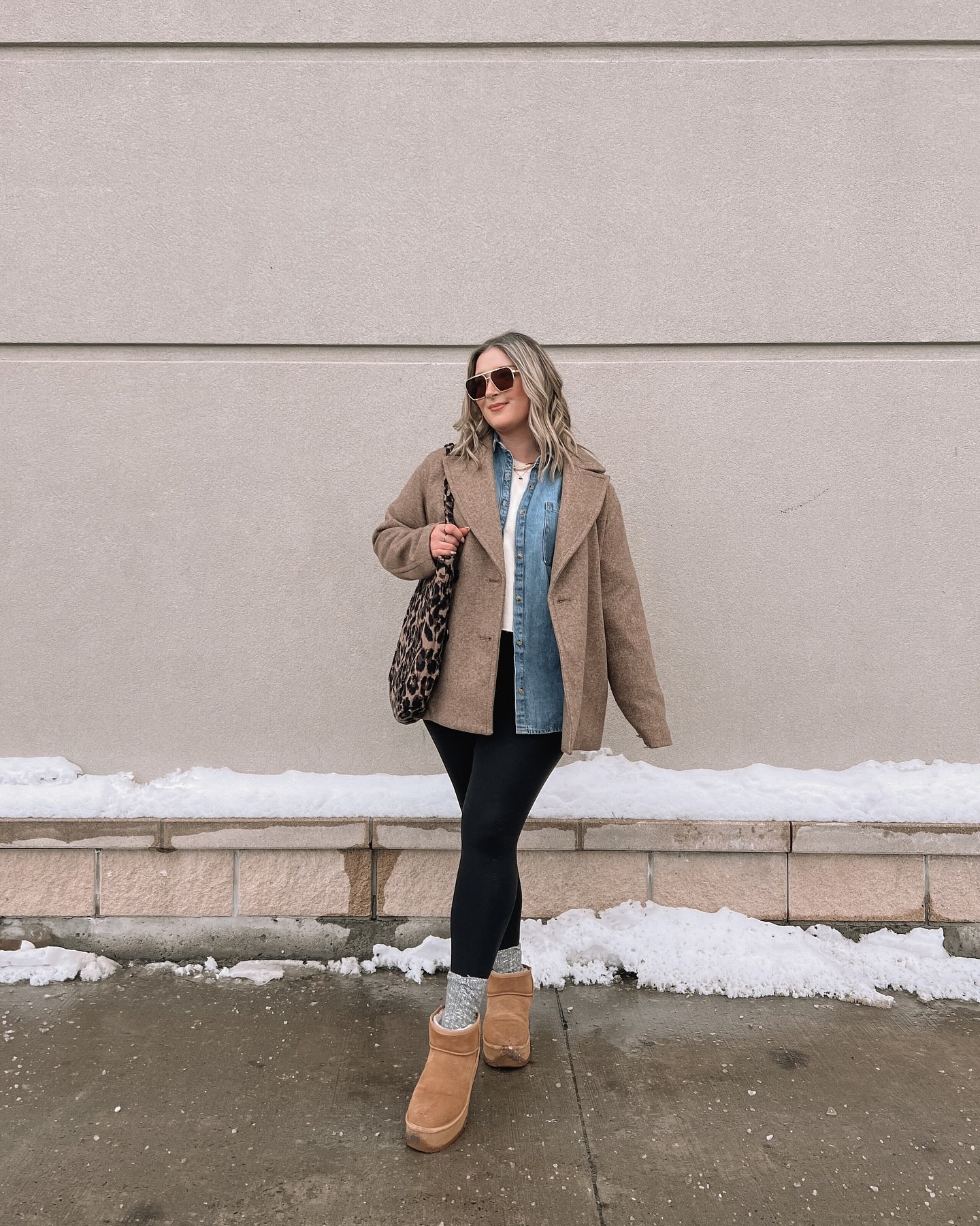 27 Leggings Outfits for 2026 You Need to See Now 15 Cozy Layered Look With Teddy Coat